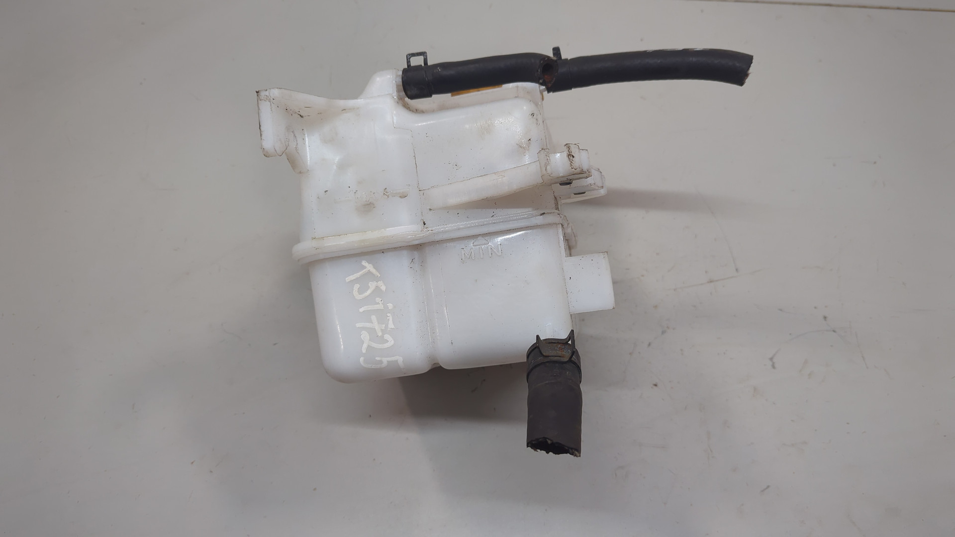 Бачок расширительный