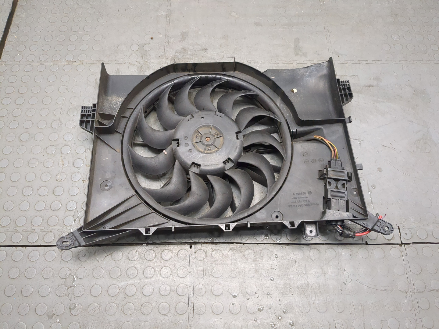 Вентилятор радиатора