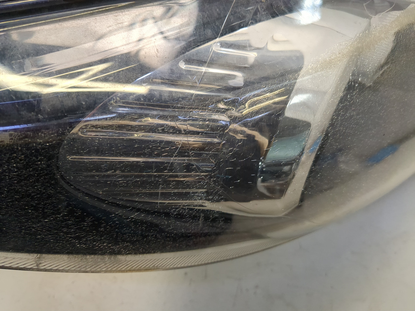 Фара правая