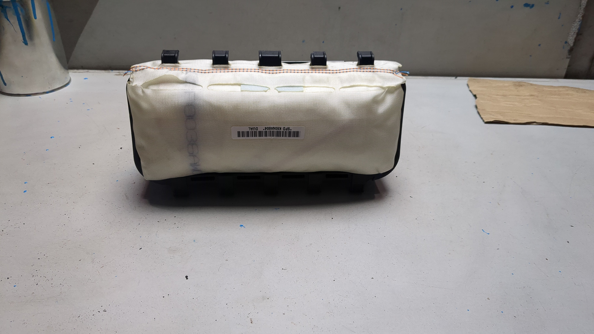 Подушка безопасности пассажирская (в торпедо)