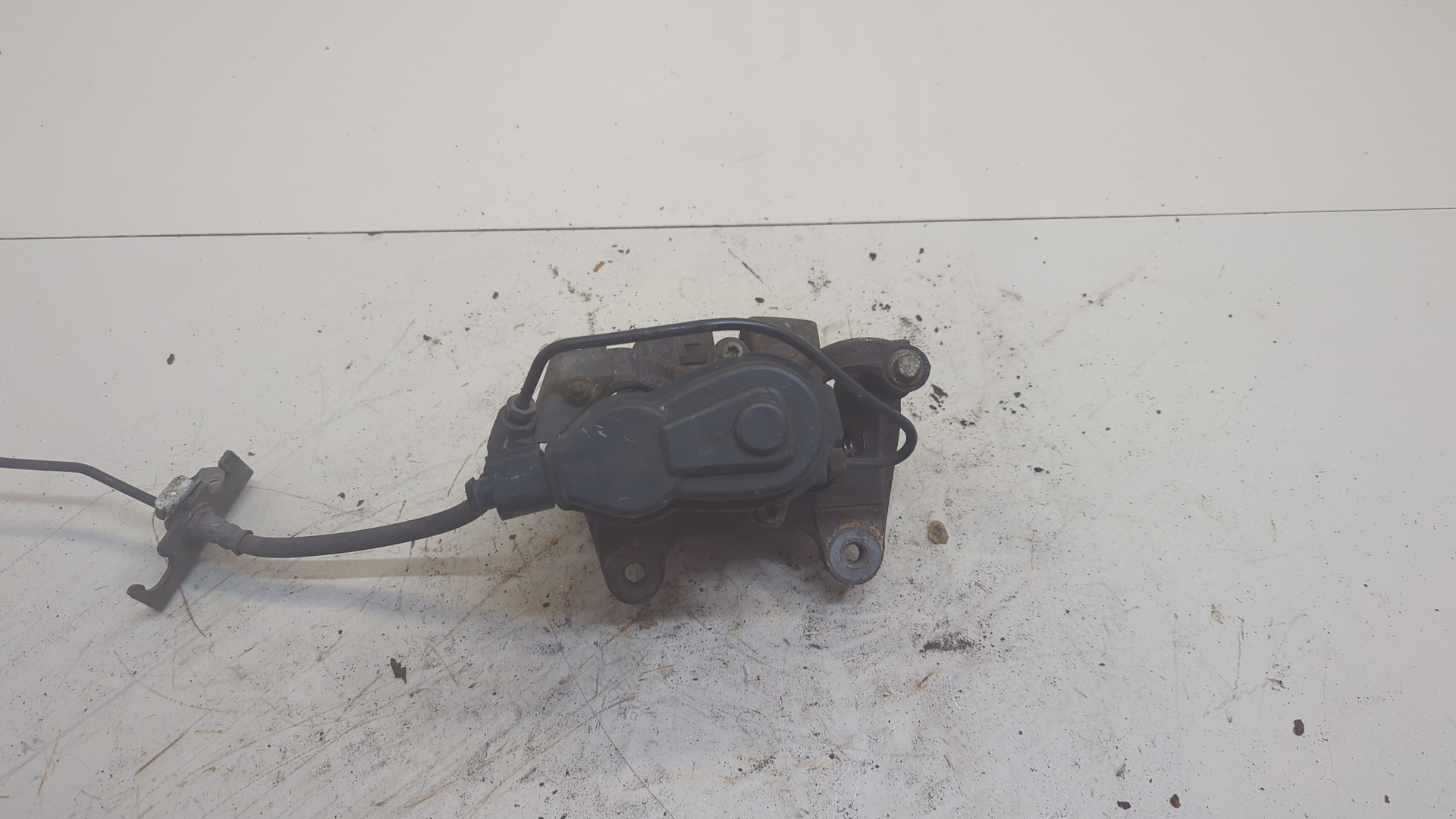 Суппорт задний правый