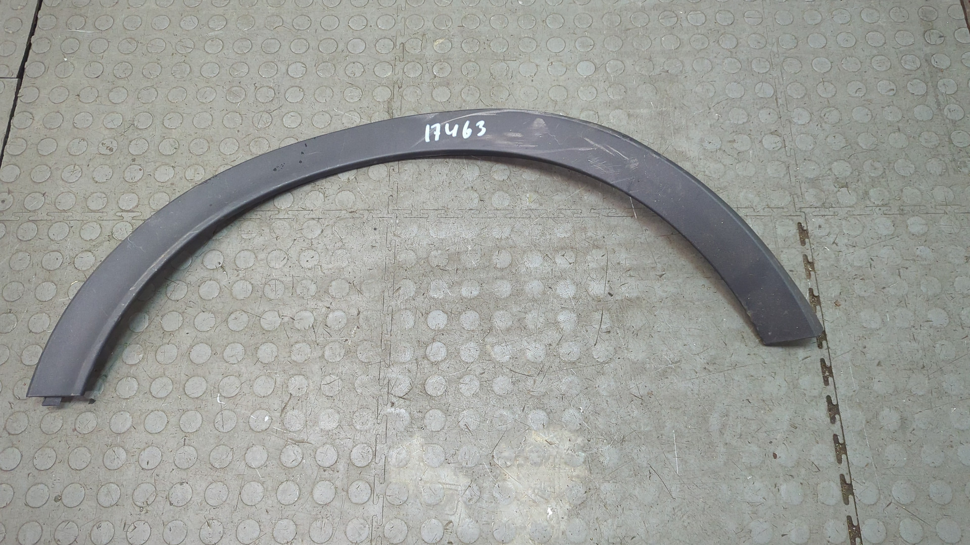 Молдинг заднего крыла правого