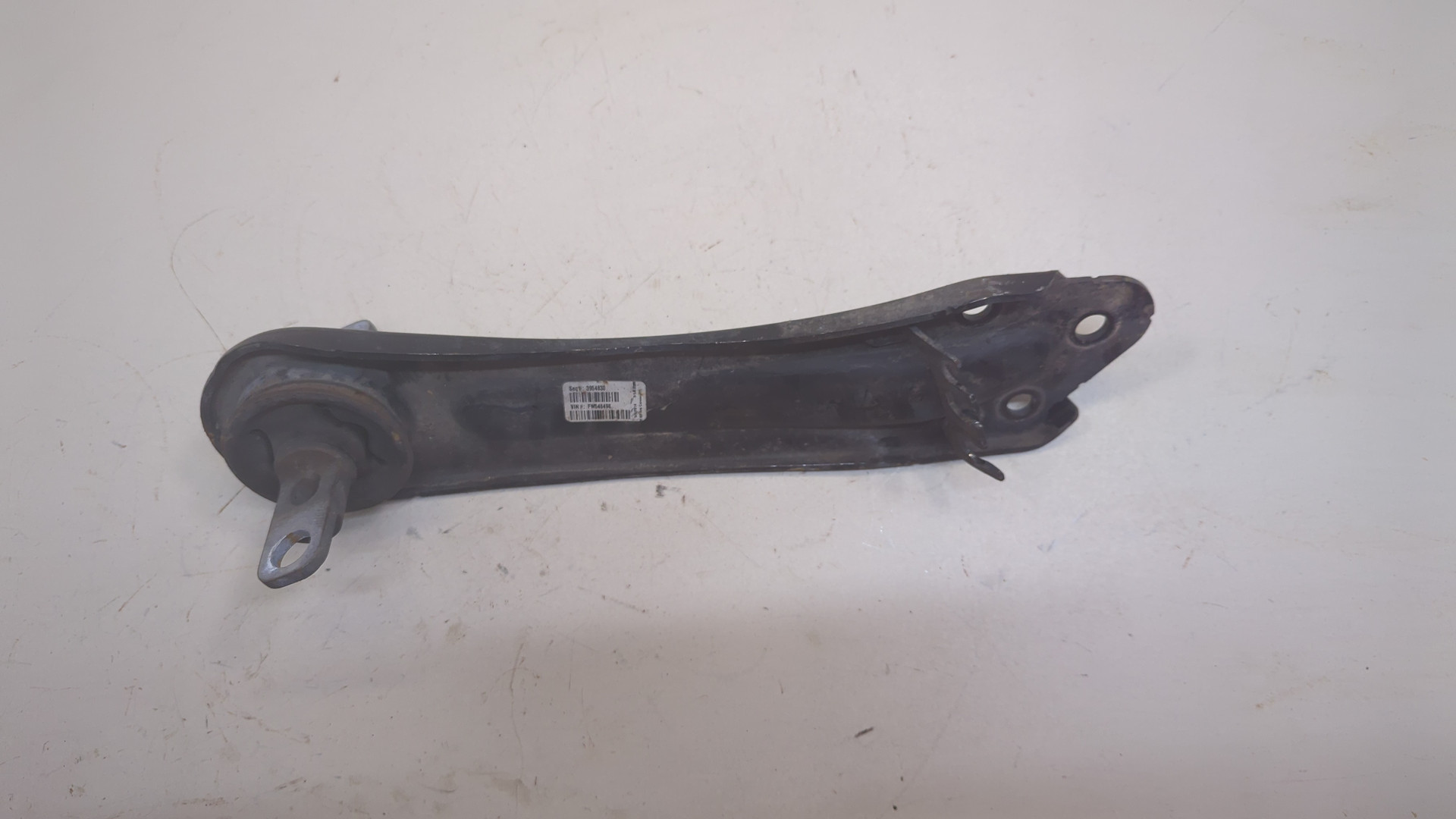 Рычаг задний правый