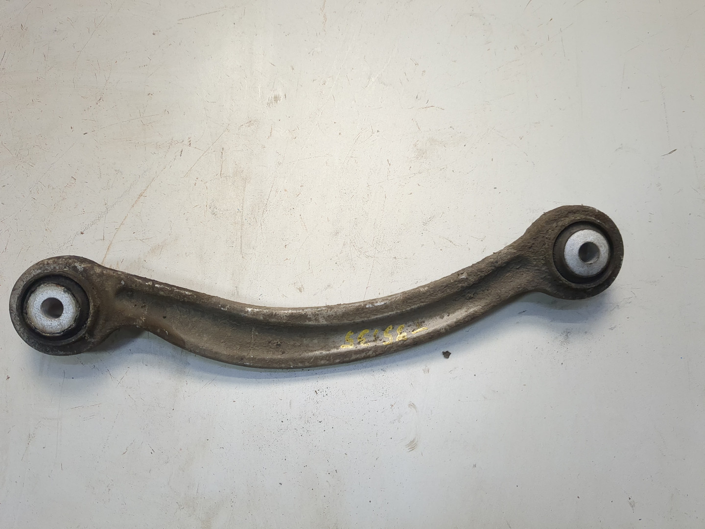 Рычаг задний