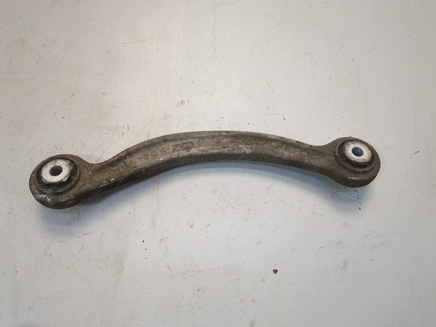 Рычаг задний