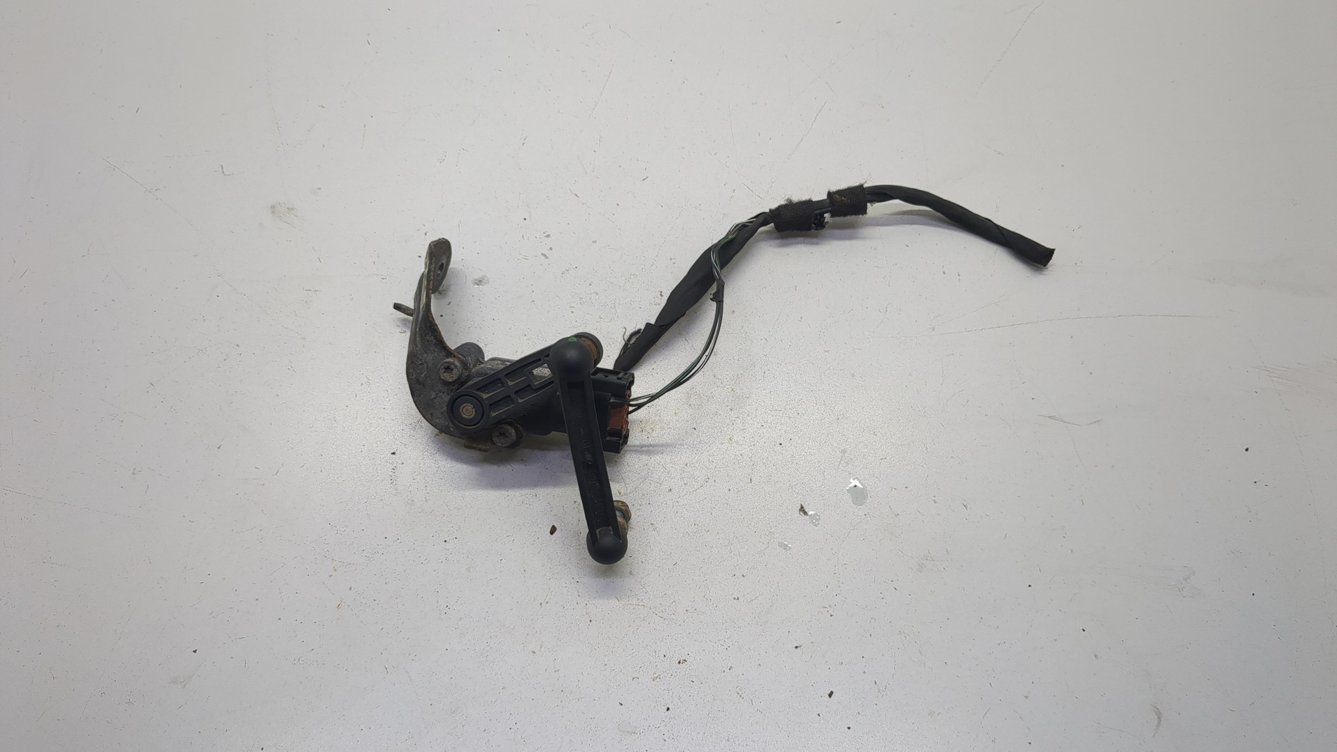 Датчик регулировки дорож. просвета