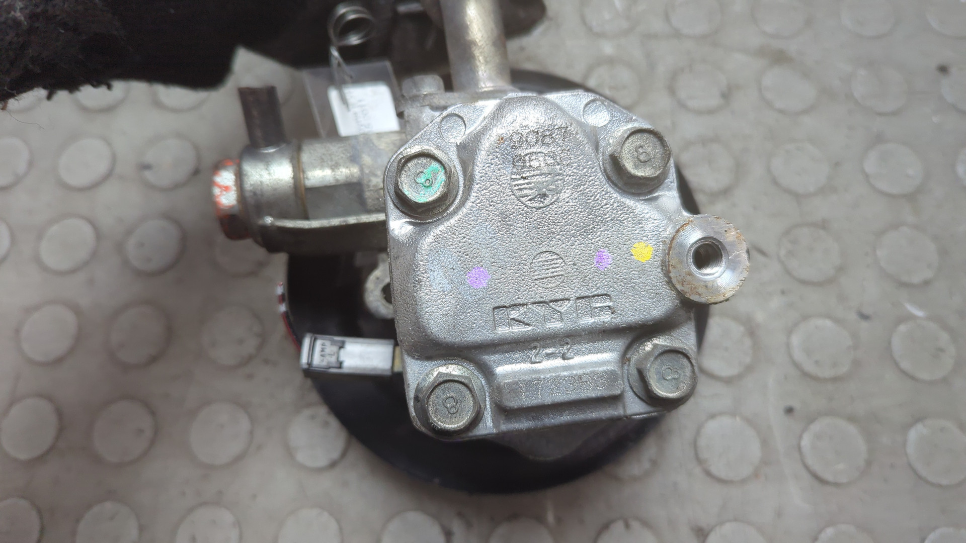 Насос ГУР (гидроусилитель руля)