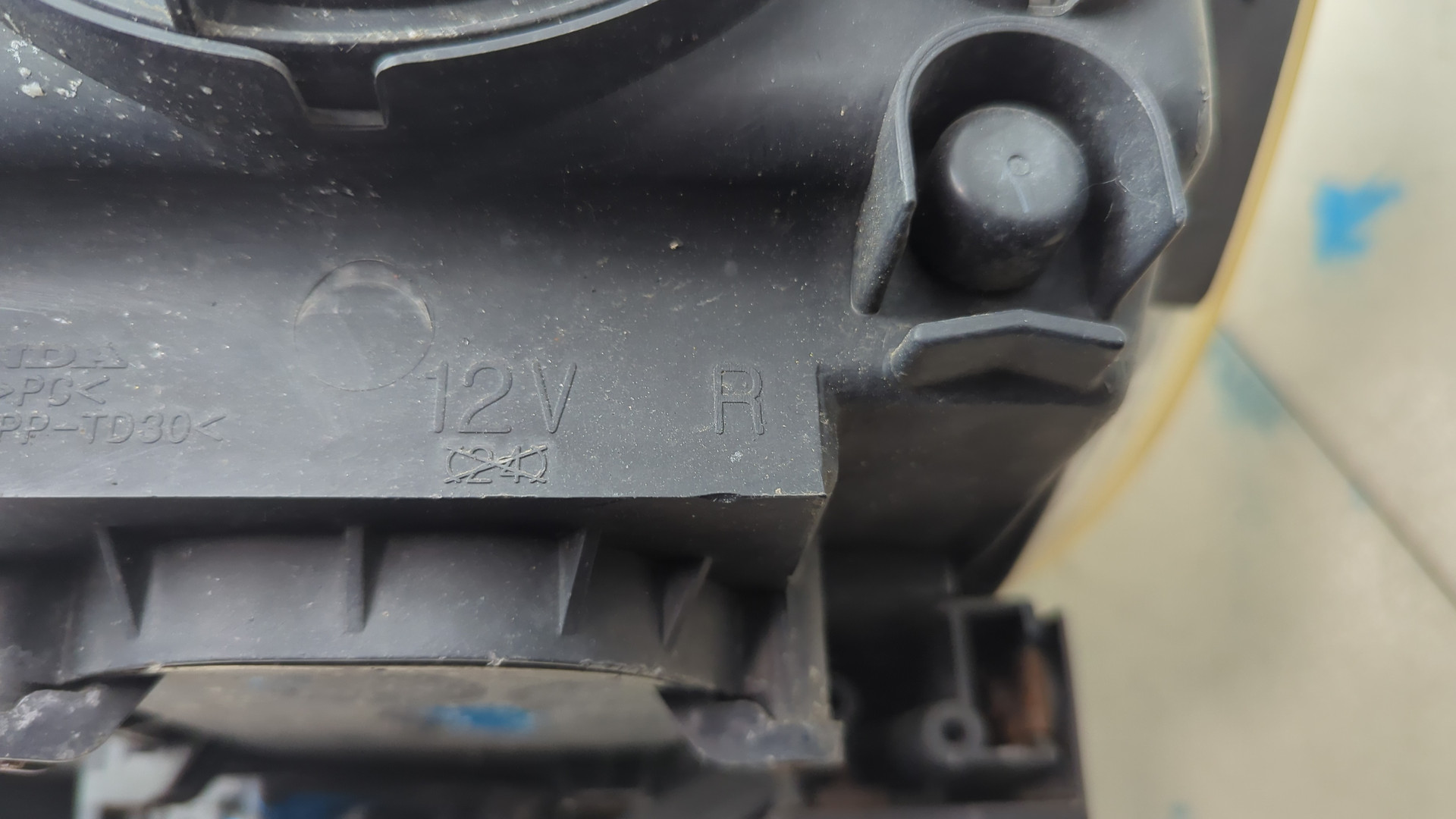 Фара правая