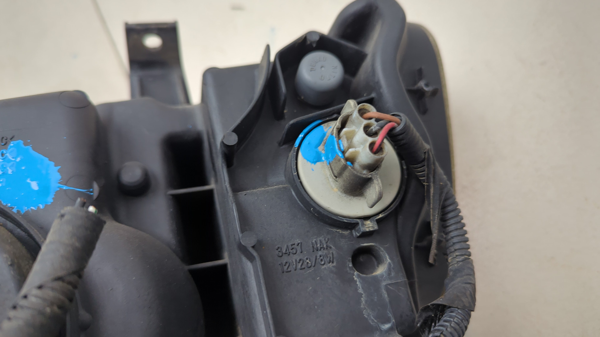 Фара правая