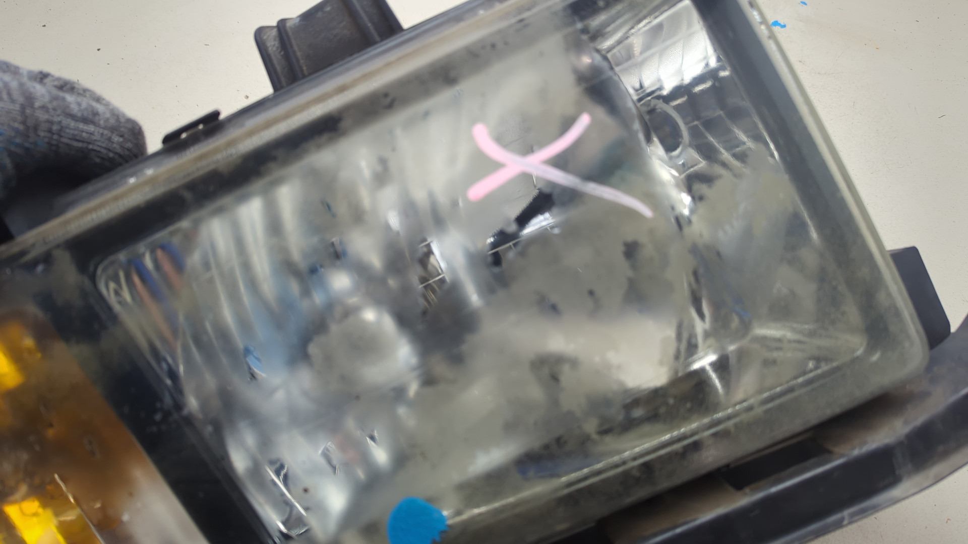 Фара правая