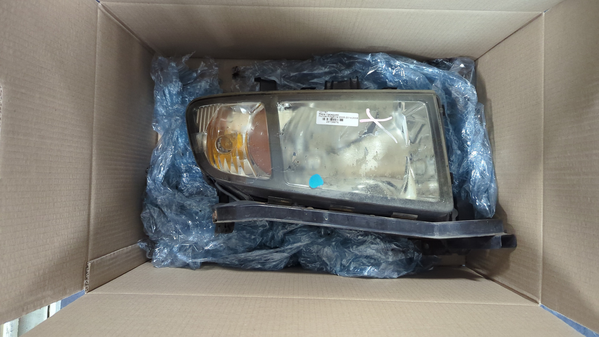 Фара правая