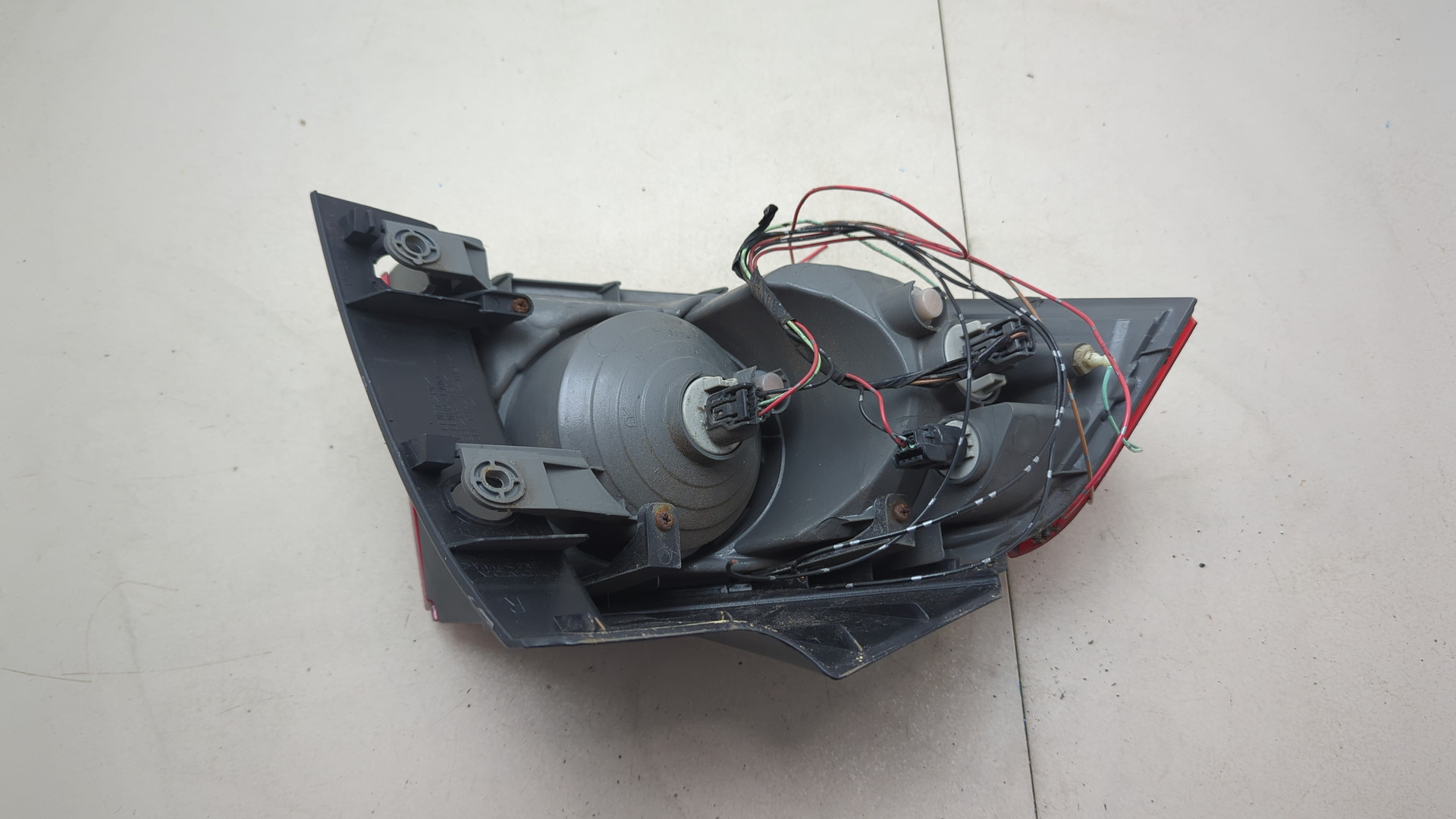 Фонарь задний правый