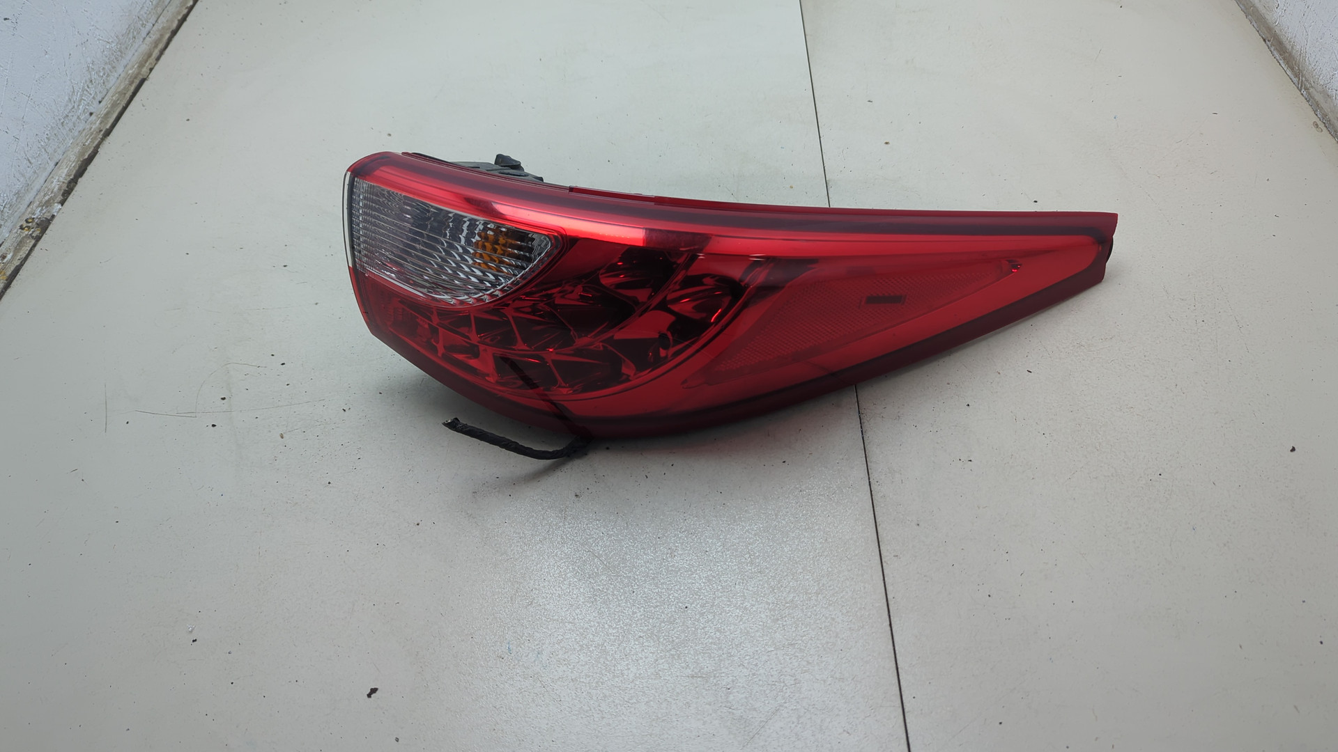 Фонарь задний правый