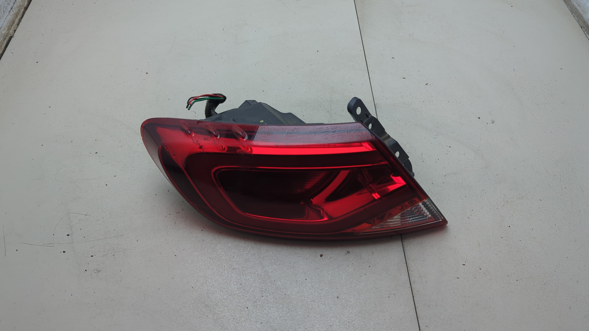 Фонарь задний левый