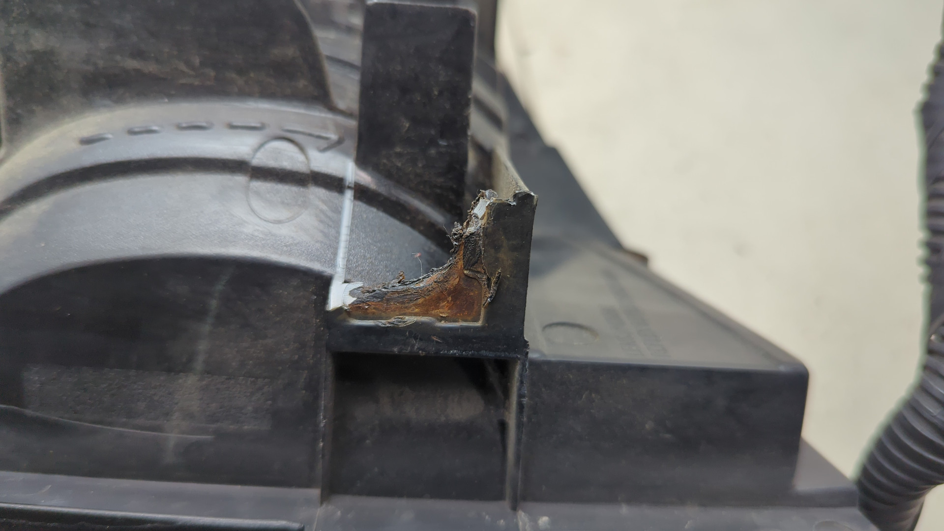 Фонарь задний левый