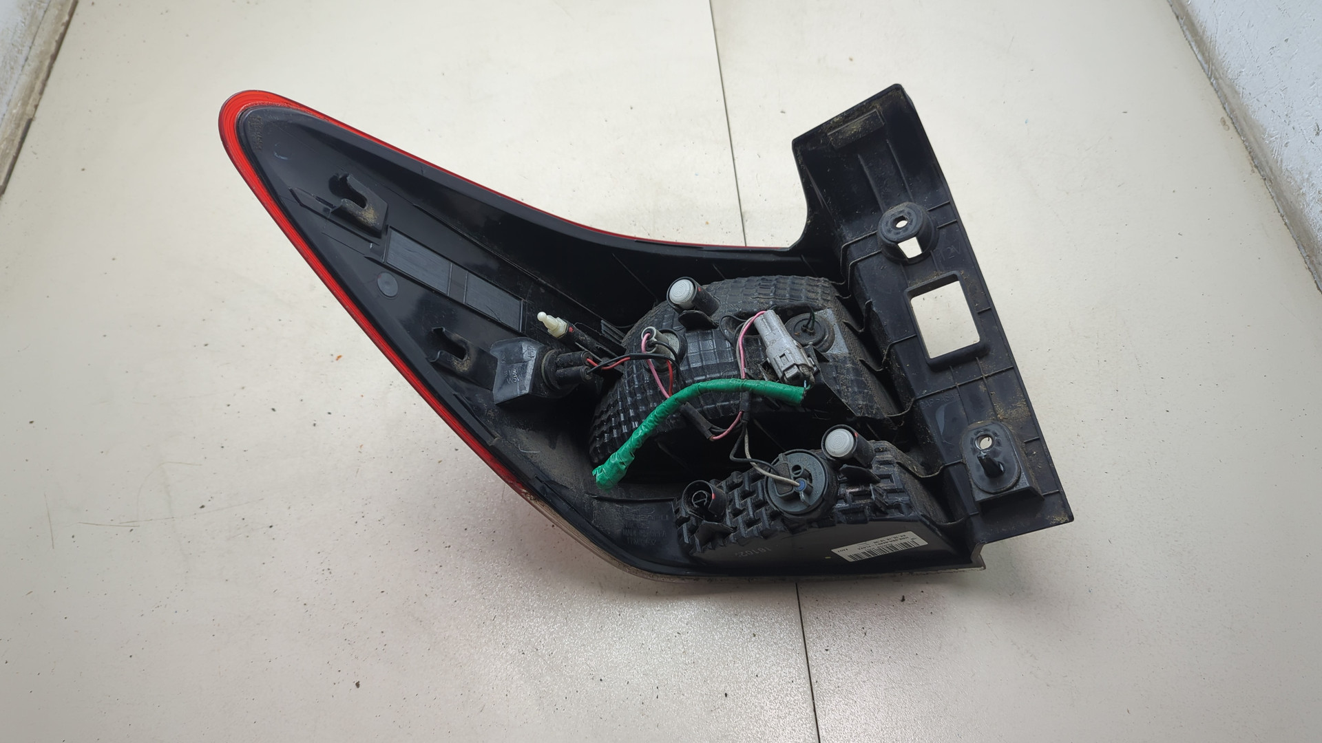 Фонарь задний правый