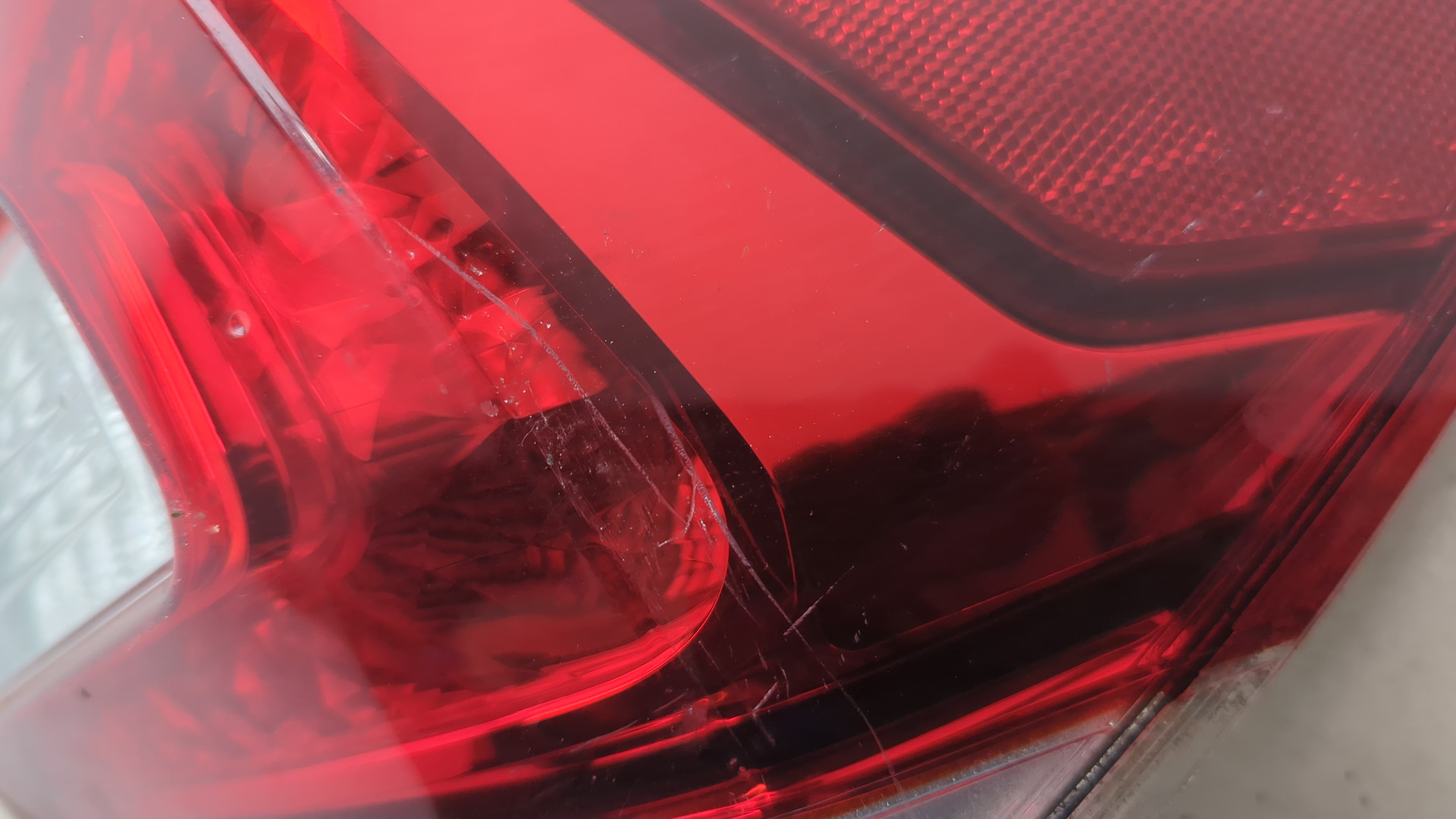 Фонарь задний правый