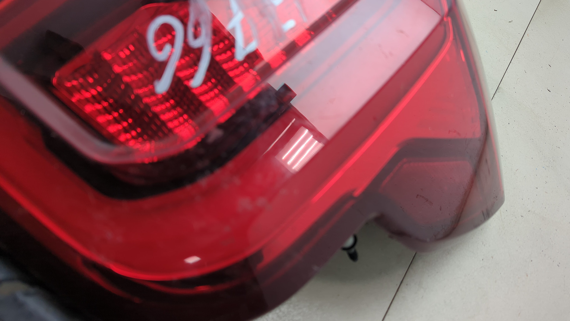 Фонарь задний правый