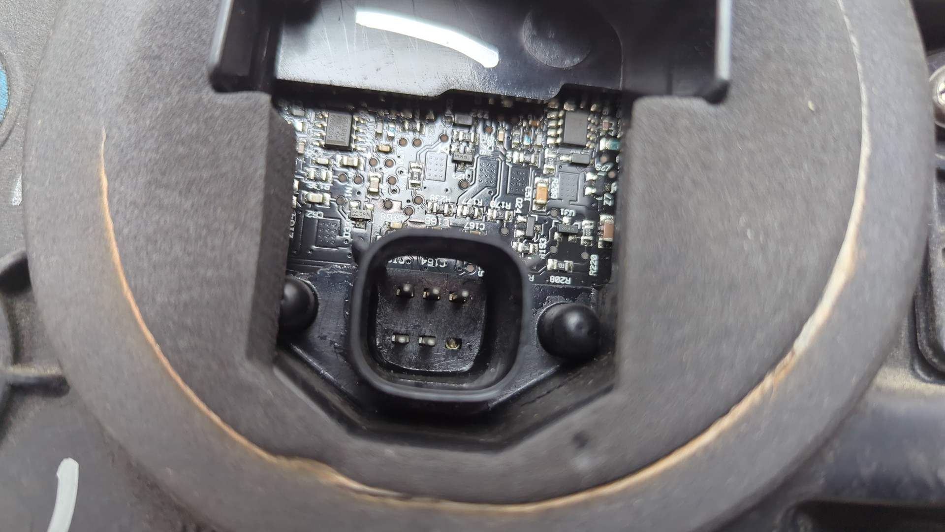 Фонарь задний левый