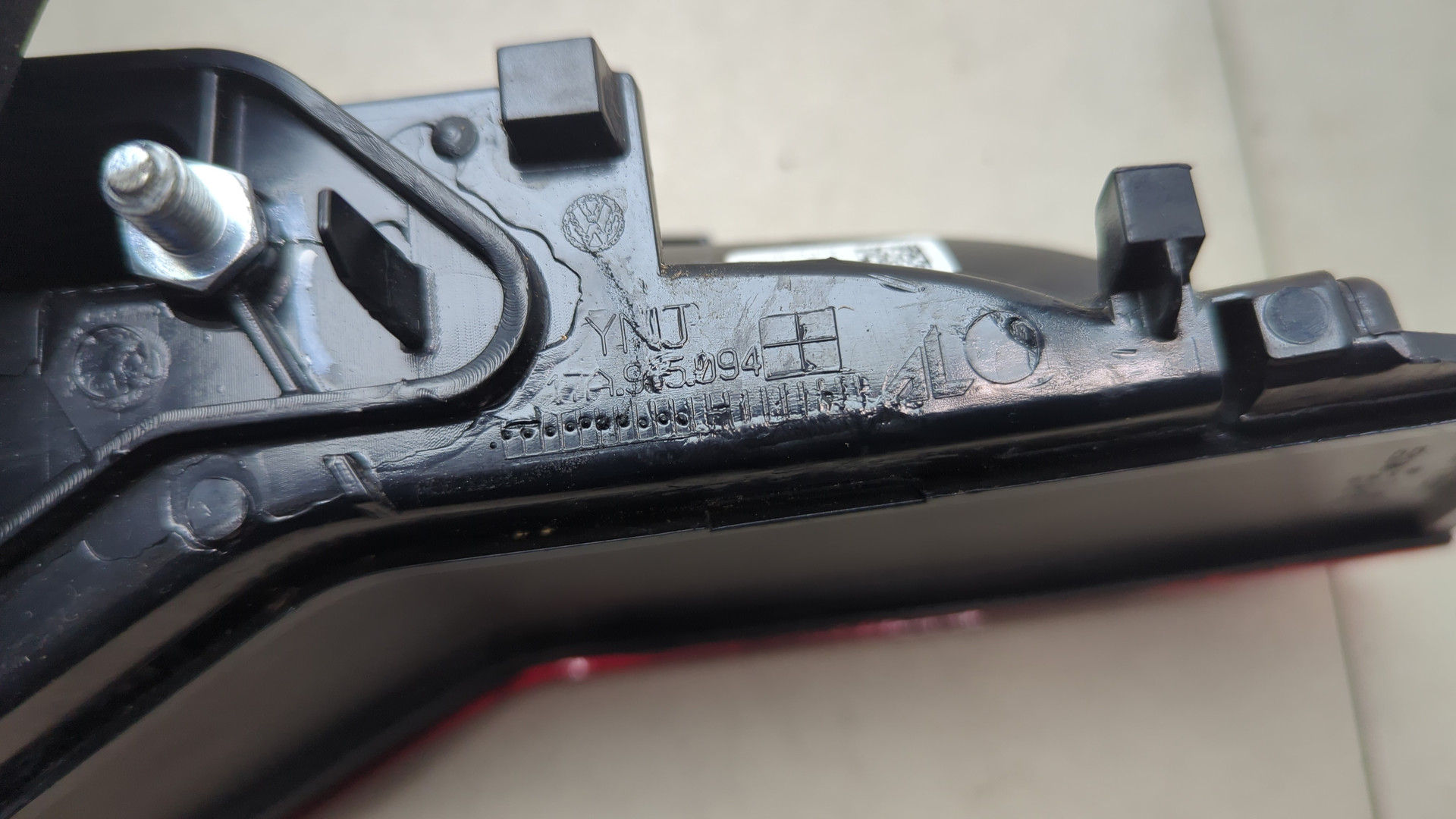 Фонарь задний внутренний правый