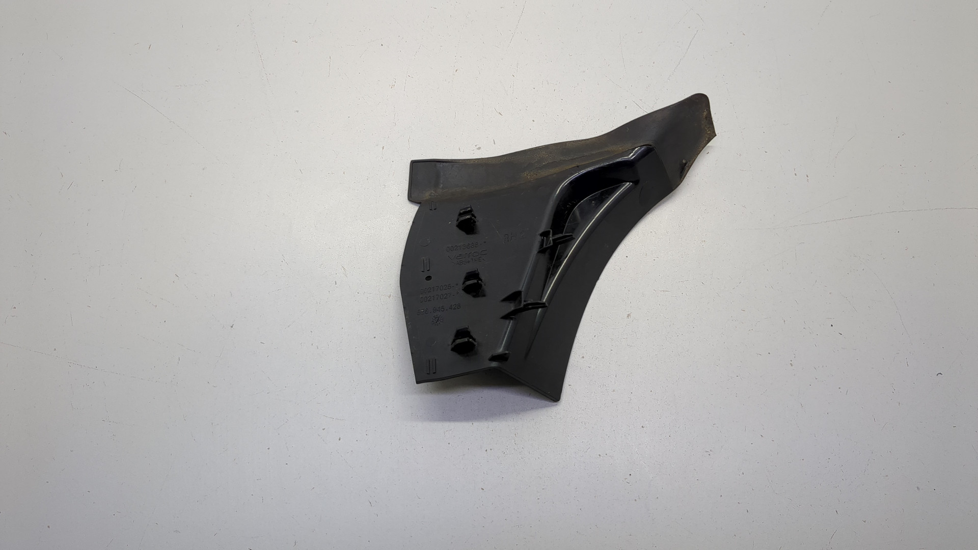 Планка под фонарь правая