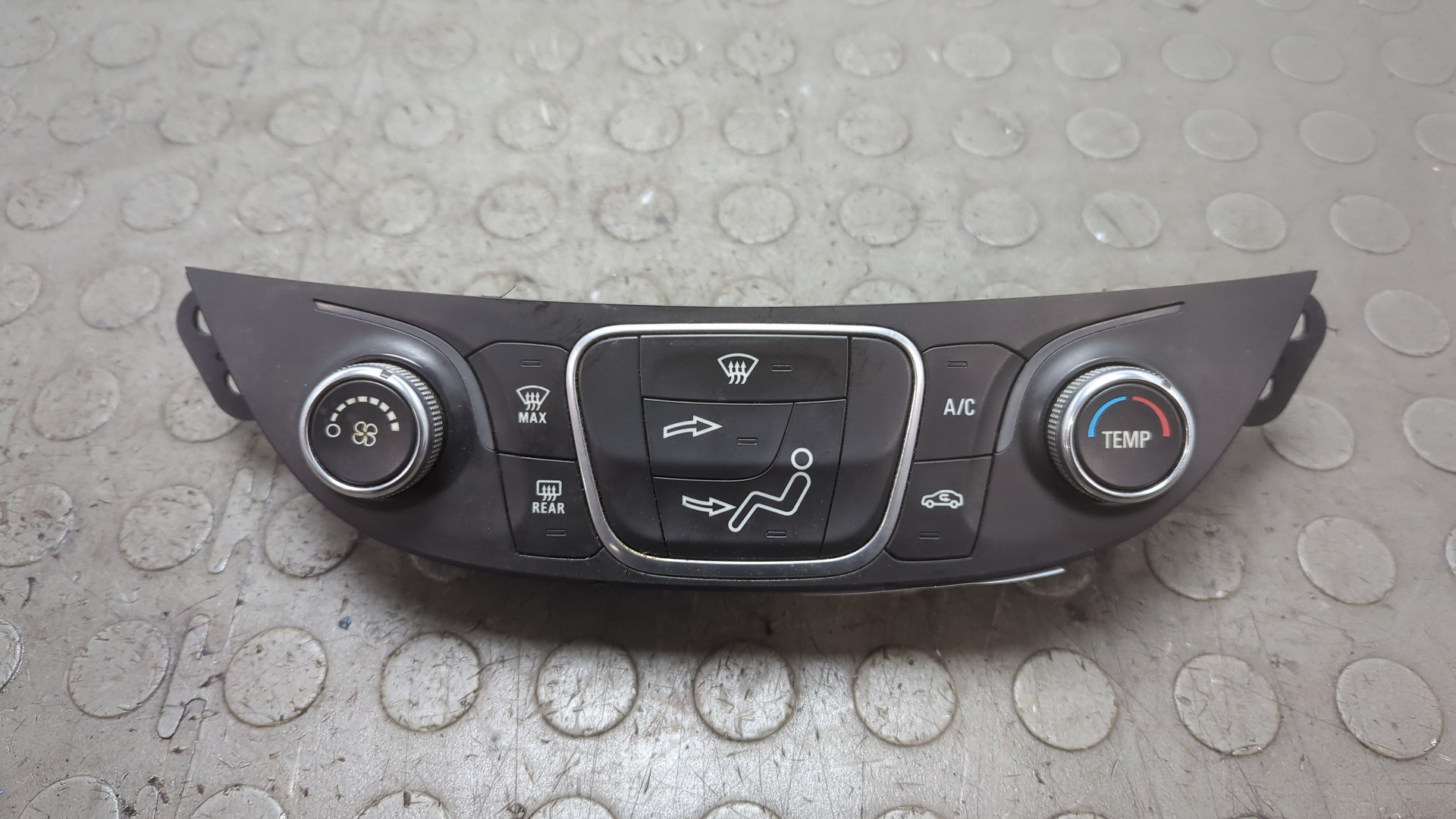 Переключатель отопителя