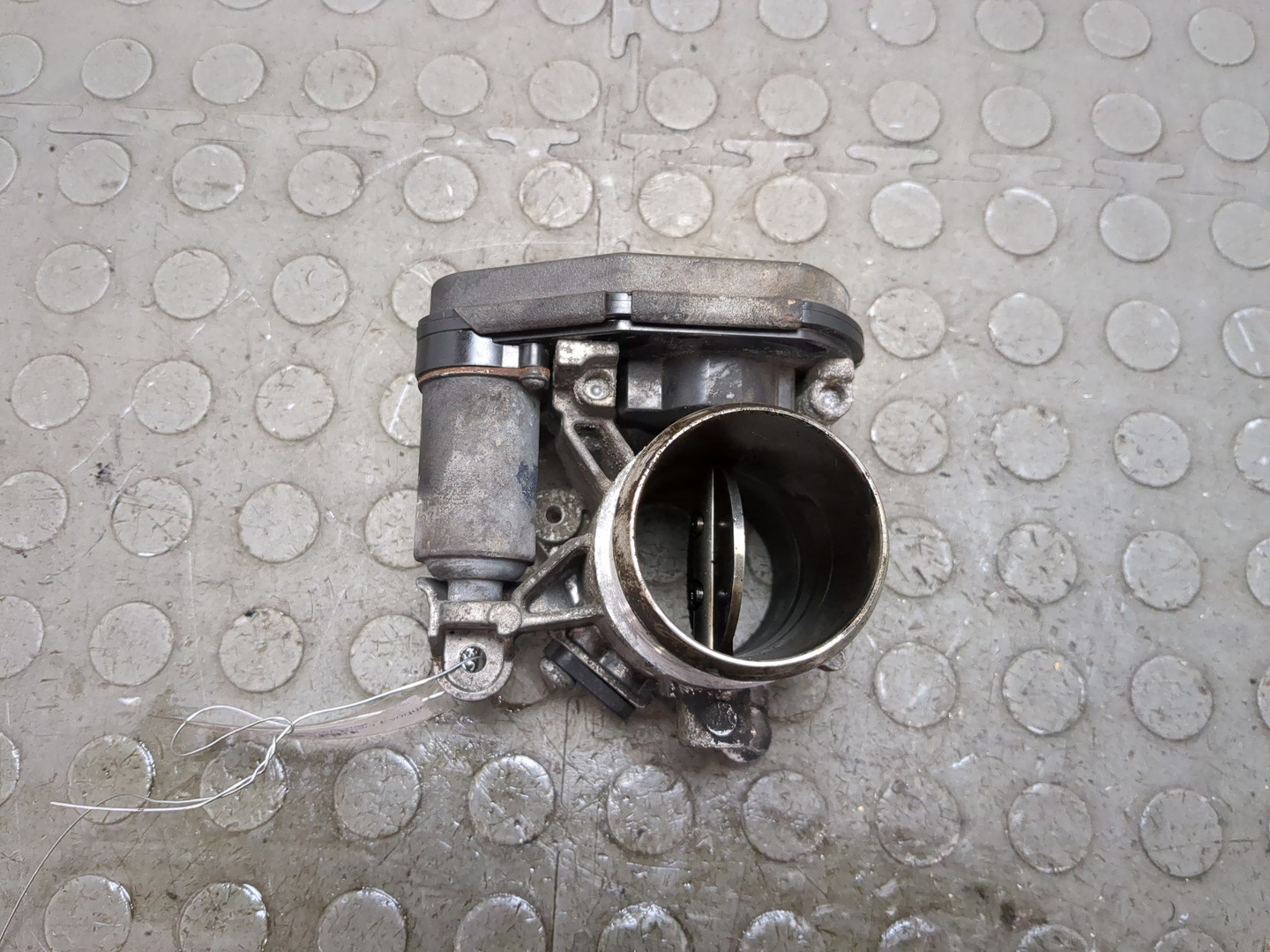 Заслонка дроссельная электрическая