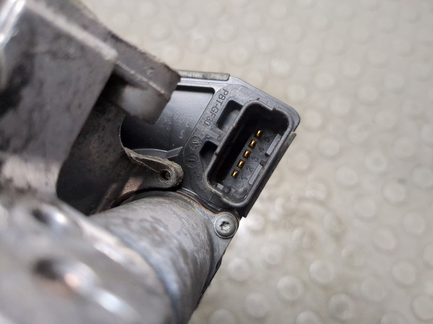 Заслонка дроссельная электрическая