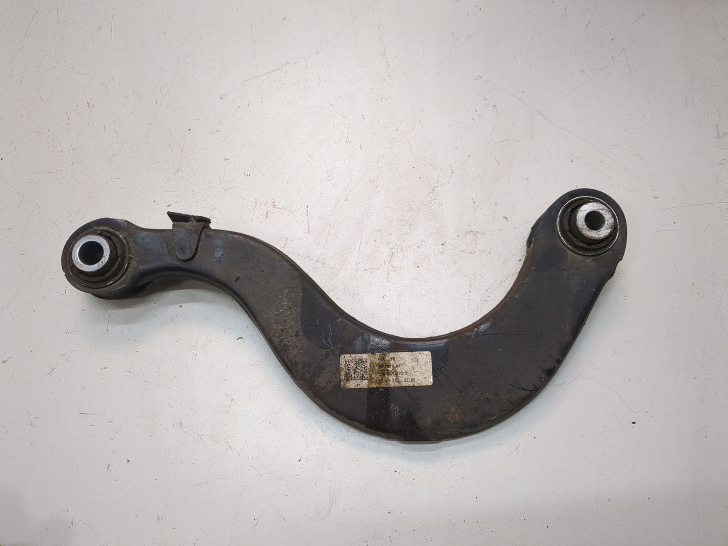 Рычаг задний