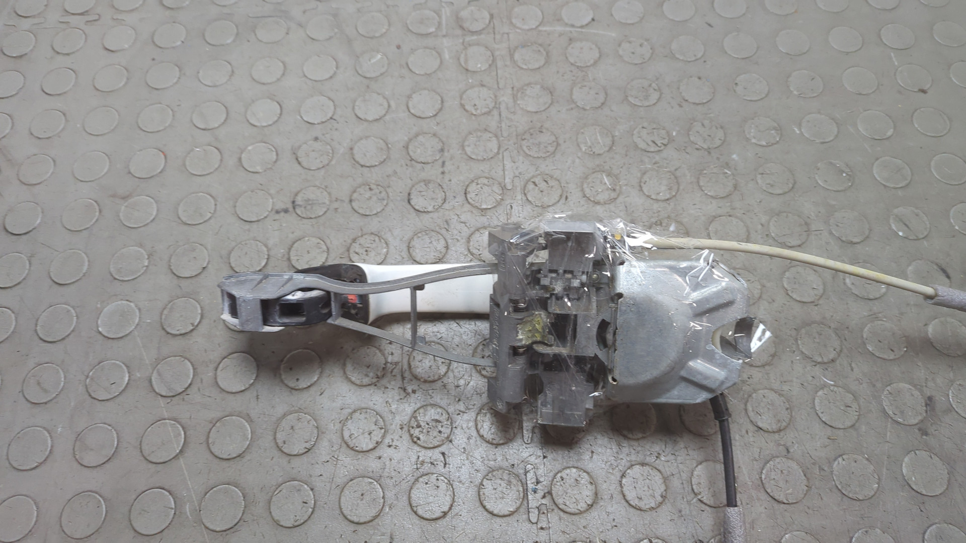 Ручка двери наружная