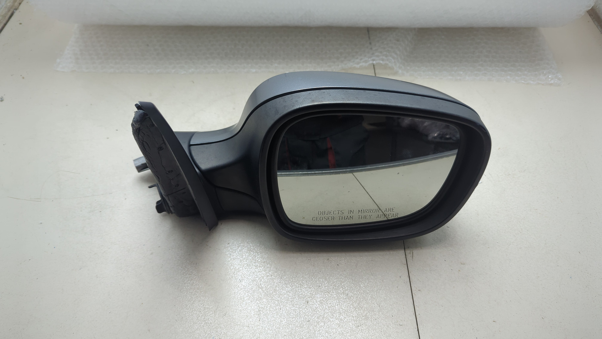 Зеркало правое электрическое