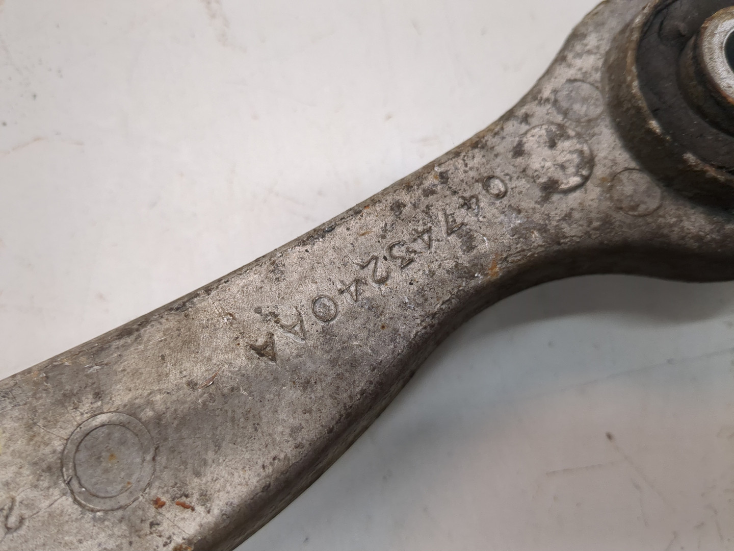 Рычаг задний правый