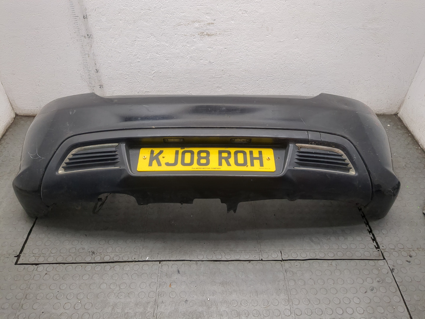 Бампер задний