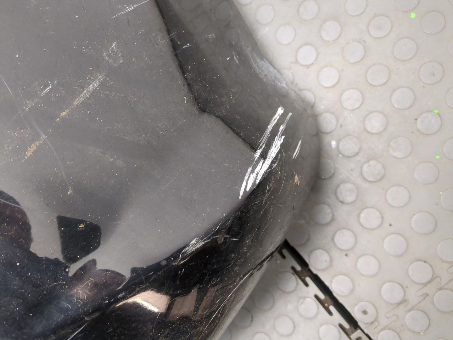 Бампер задний