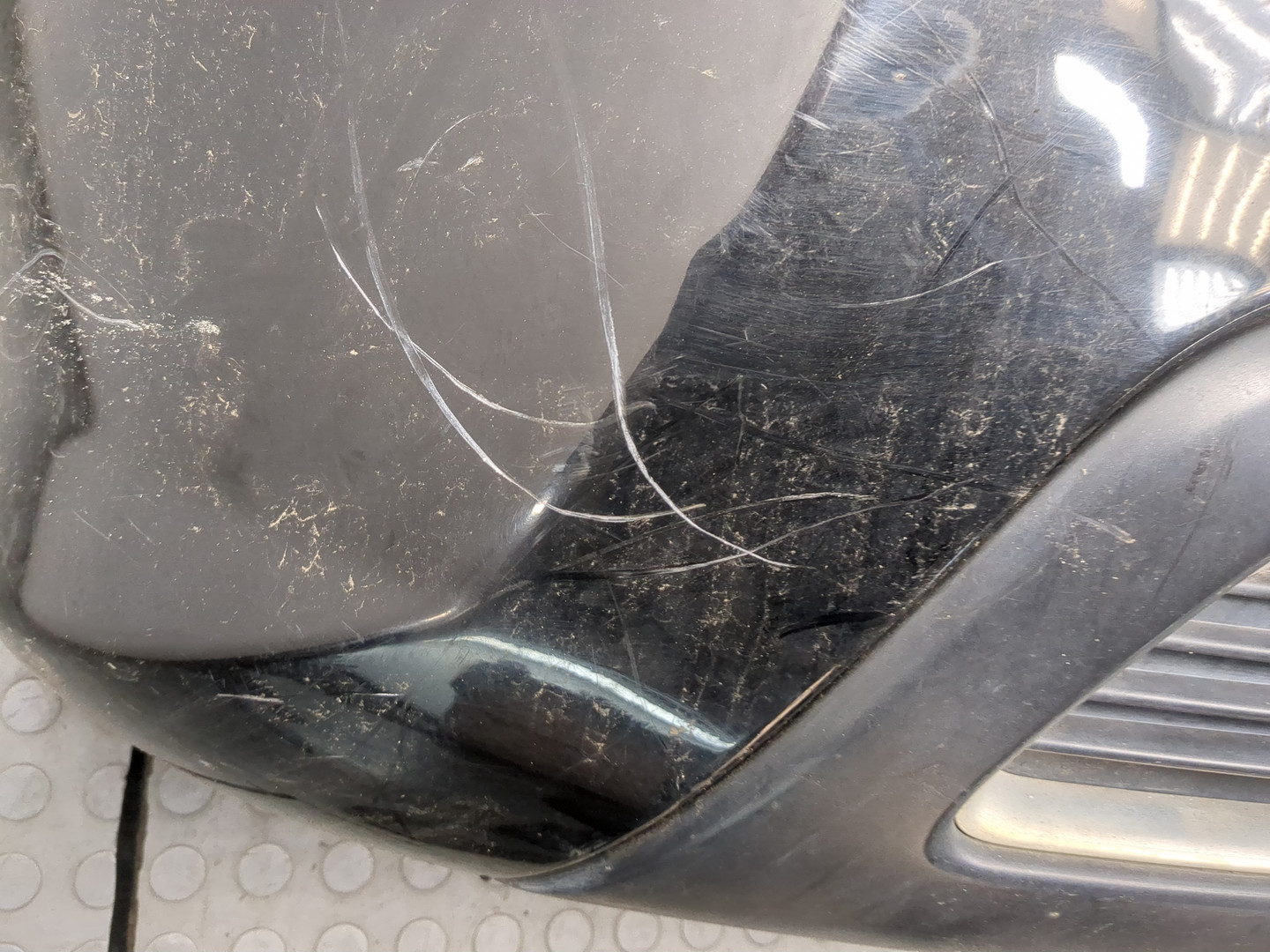 Бампер задний