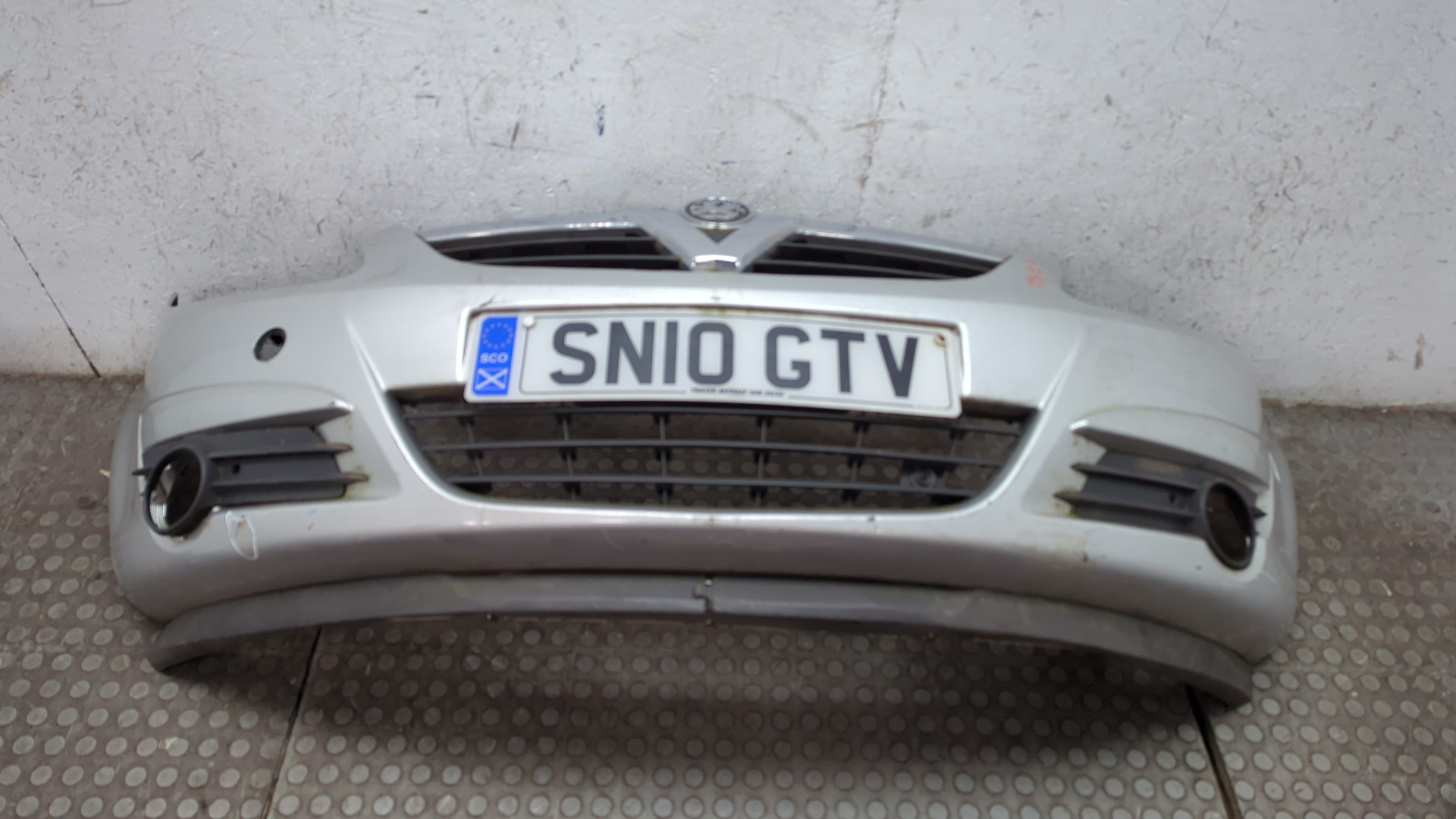 Бампер передний