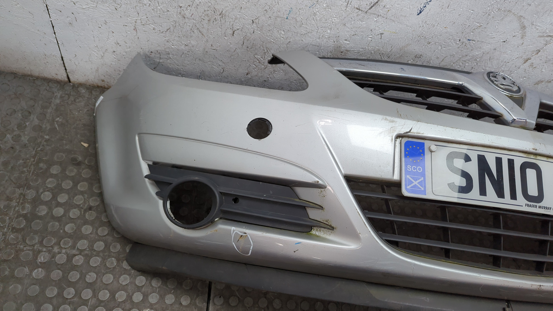 Бампер передний