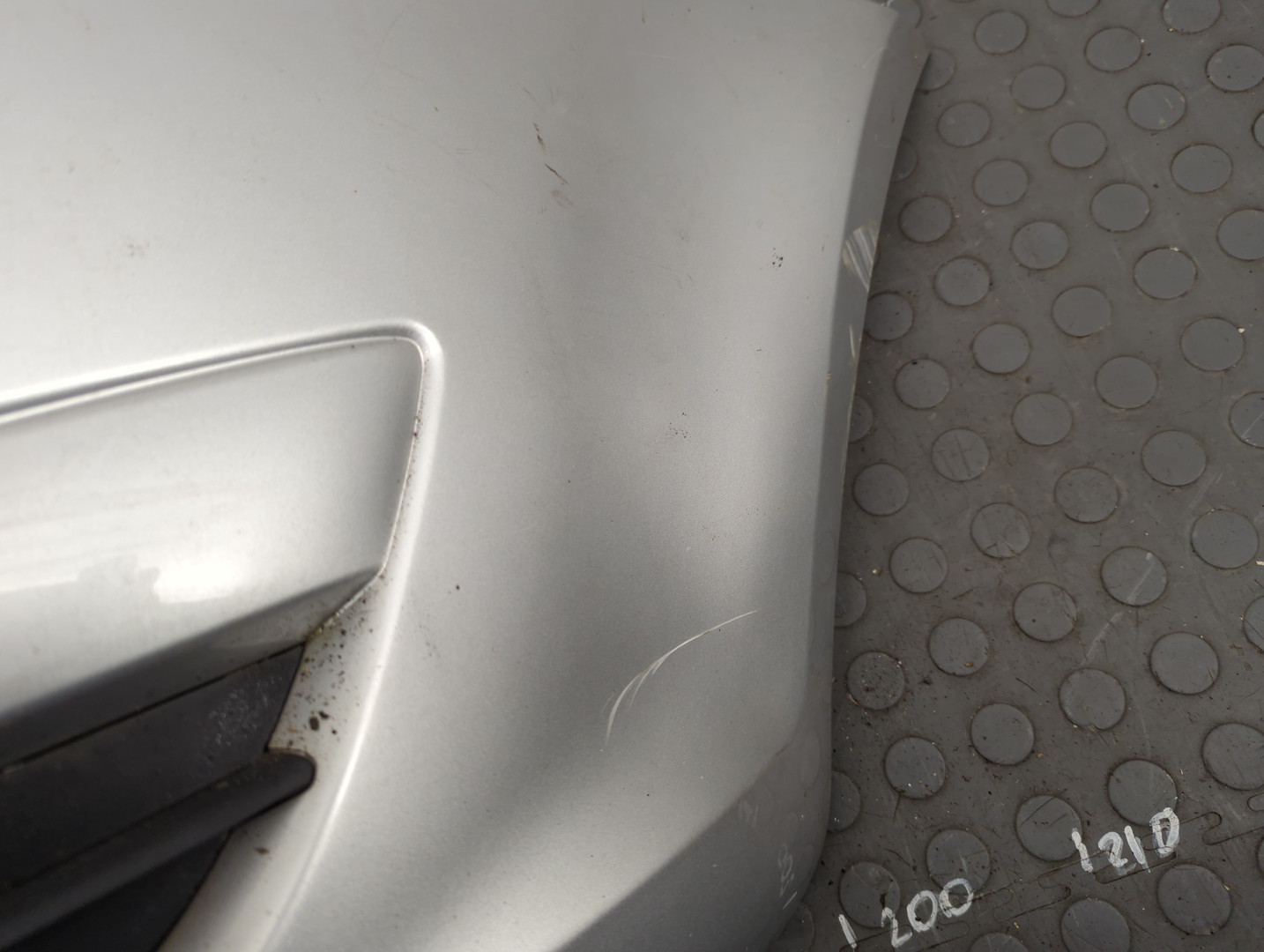 Бампер передний