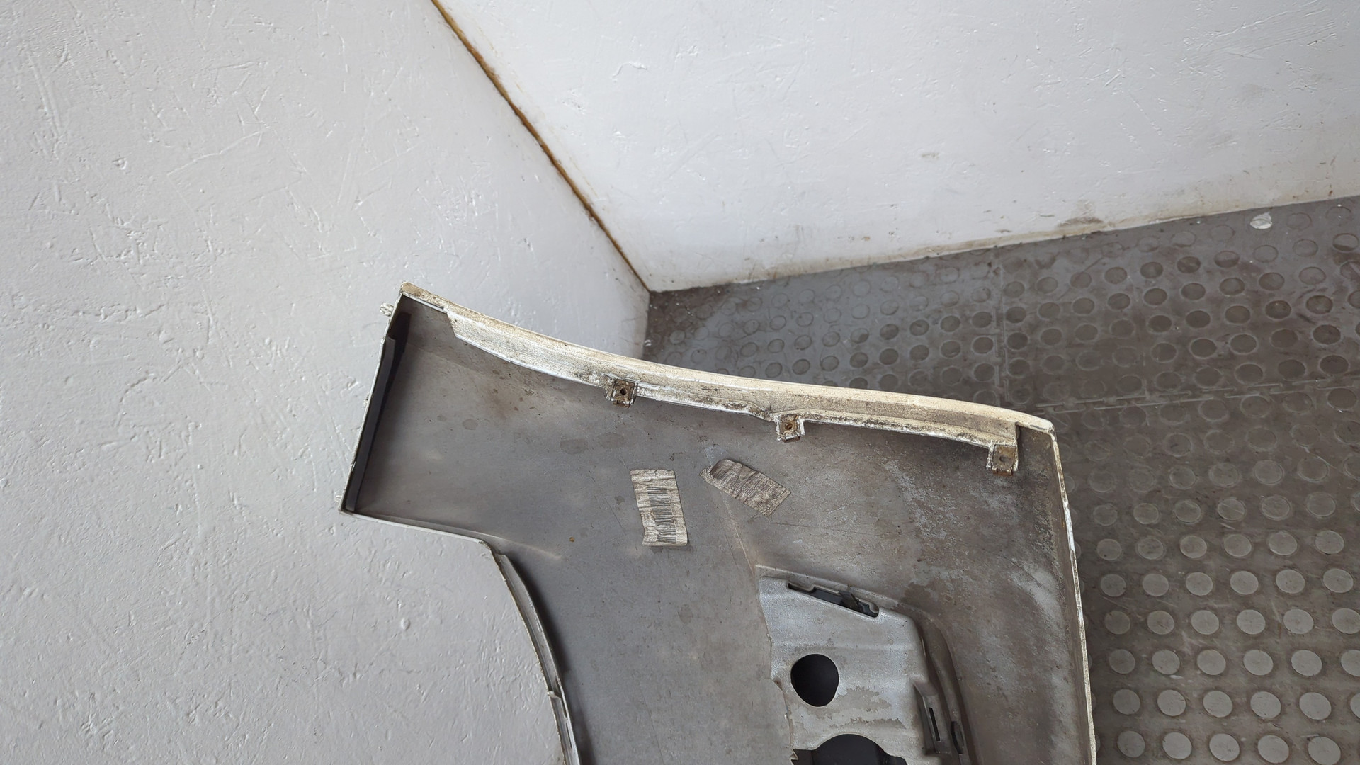 Бампер передний