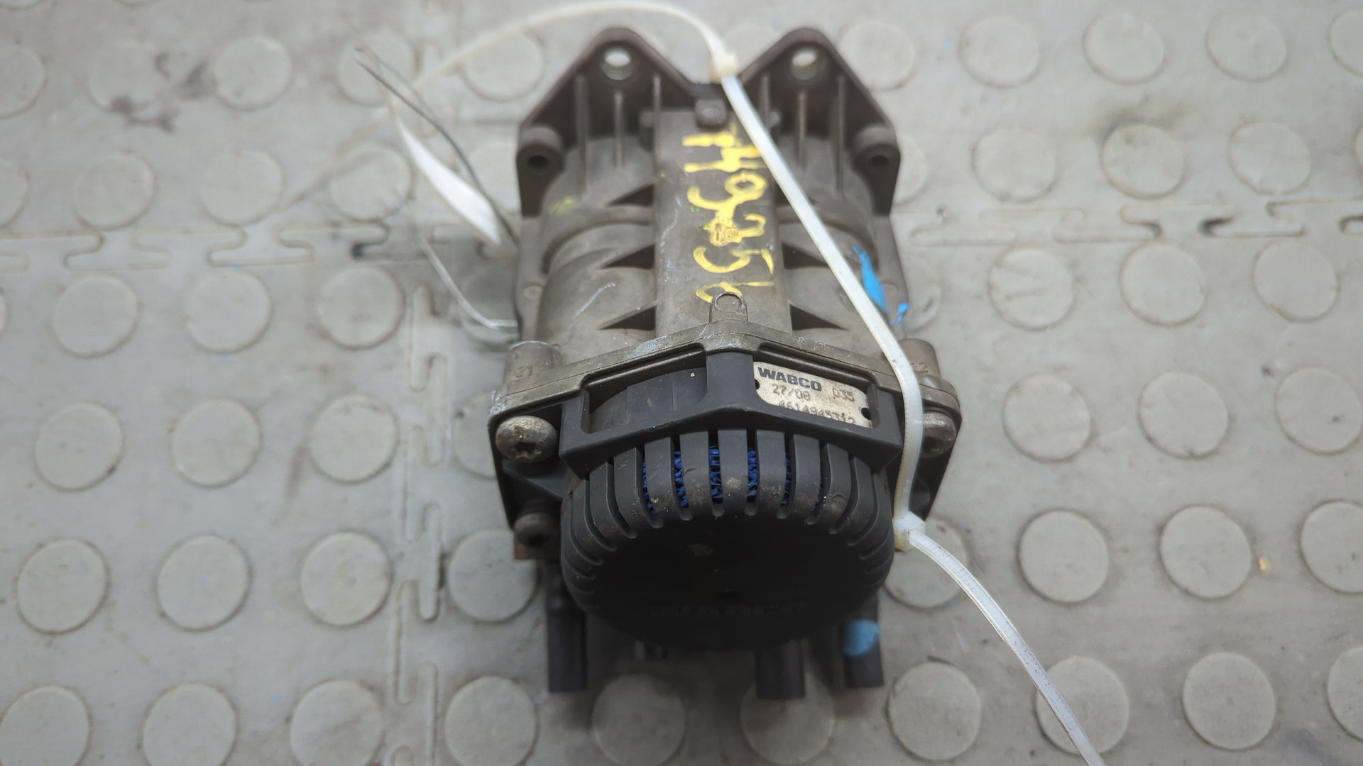 Кран тормозной главный