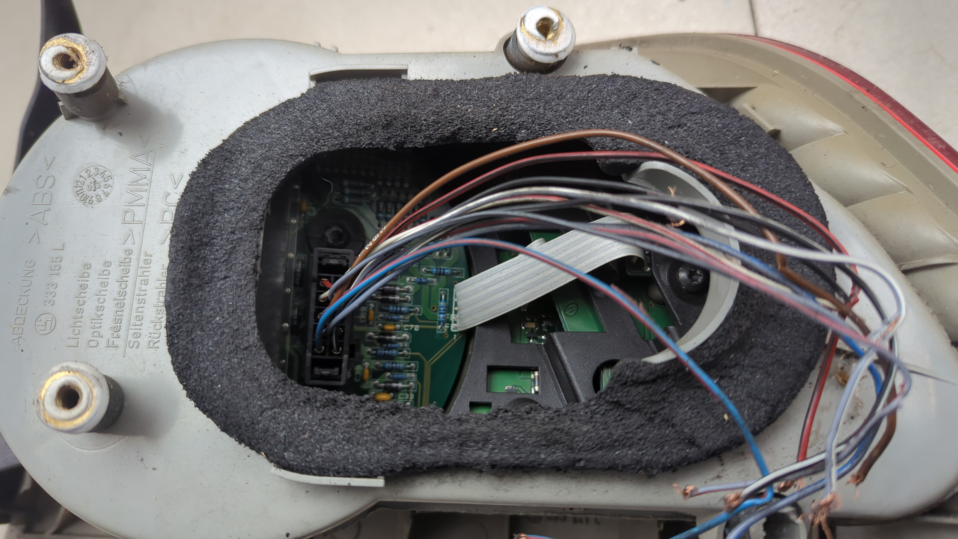 Фонарь задний левый