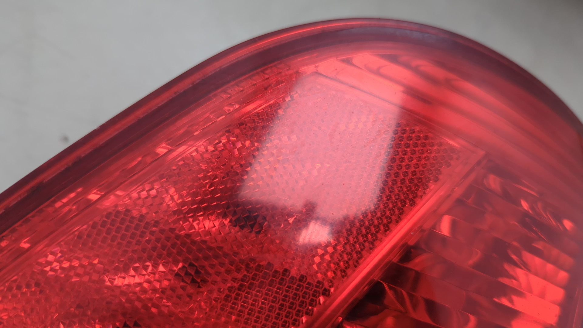 Фонарь задний левый