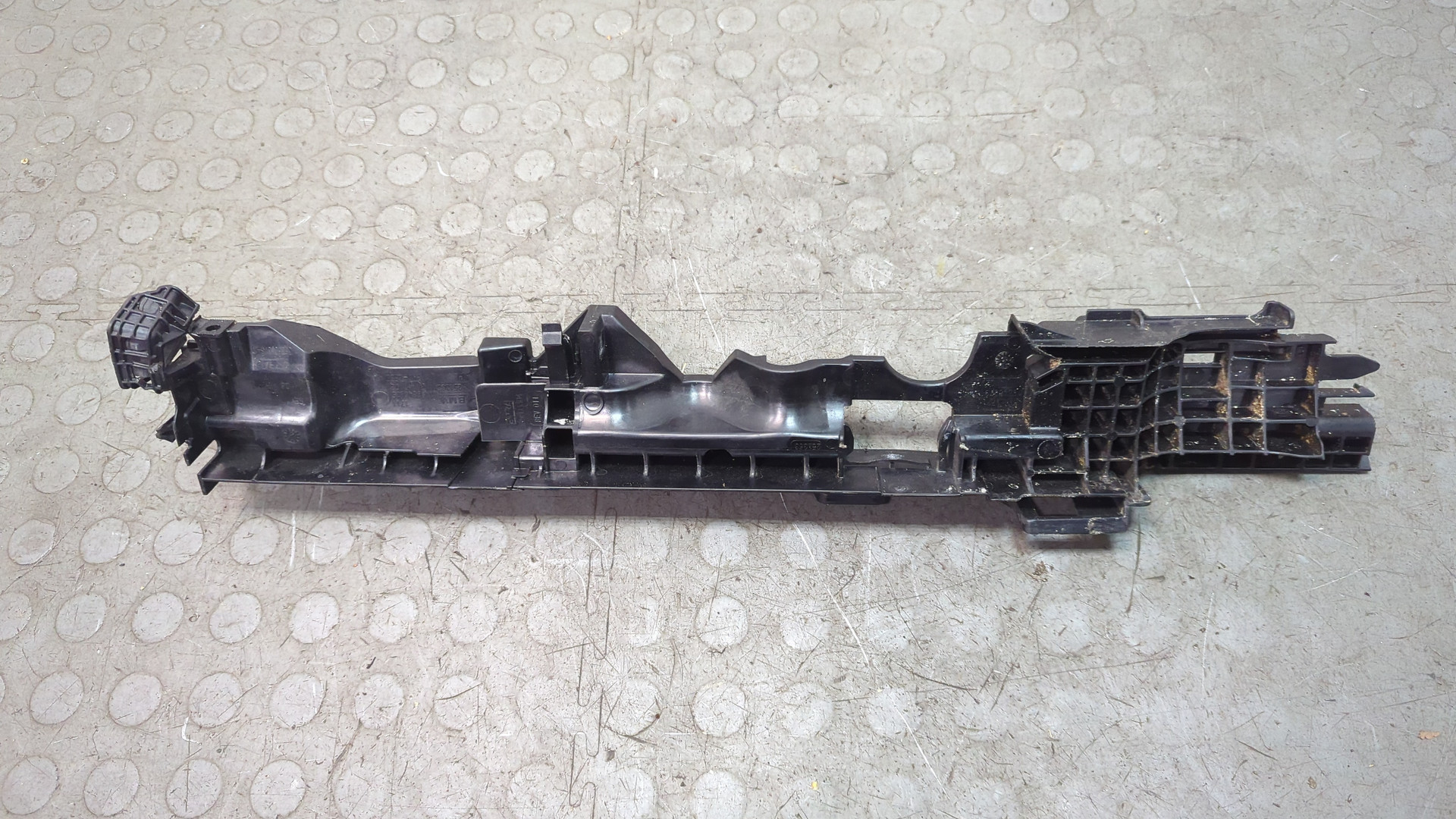 Кронштейн радиатора