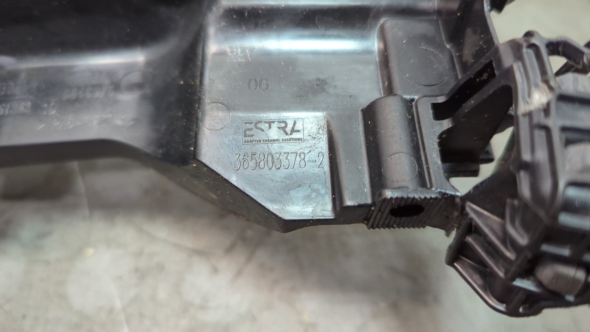 Кронштейн радиатора