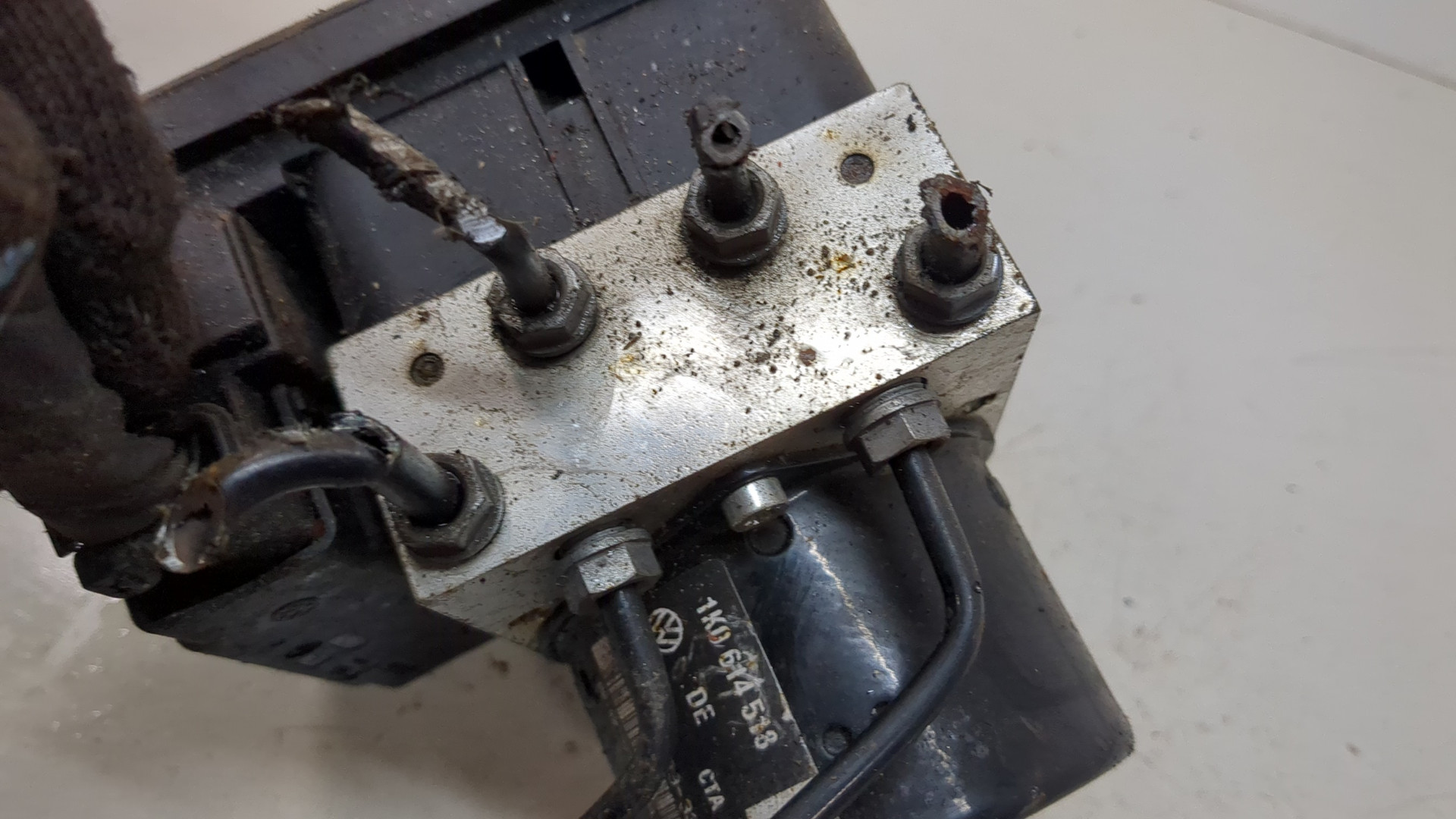 Блок ABS (насос)