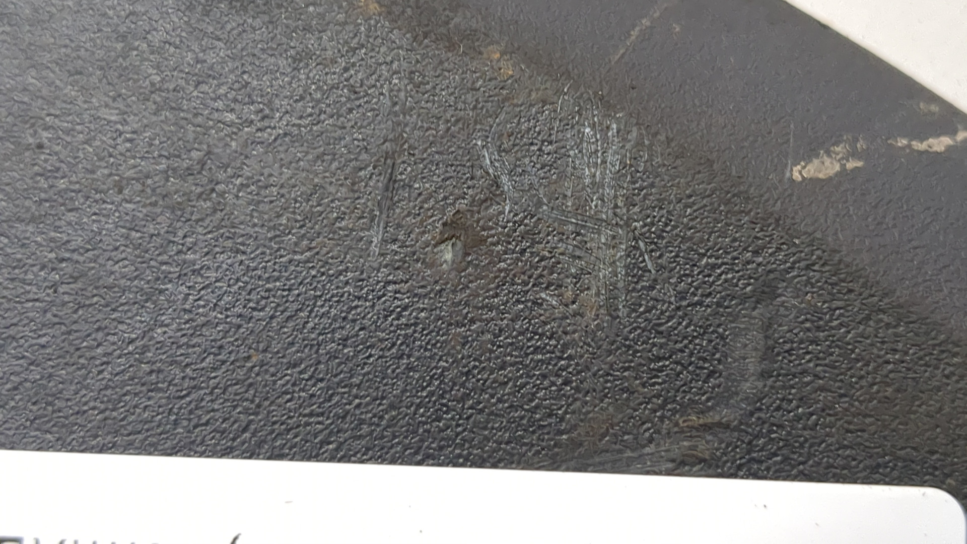 Заглушка буксировочного крюка