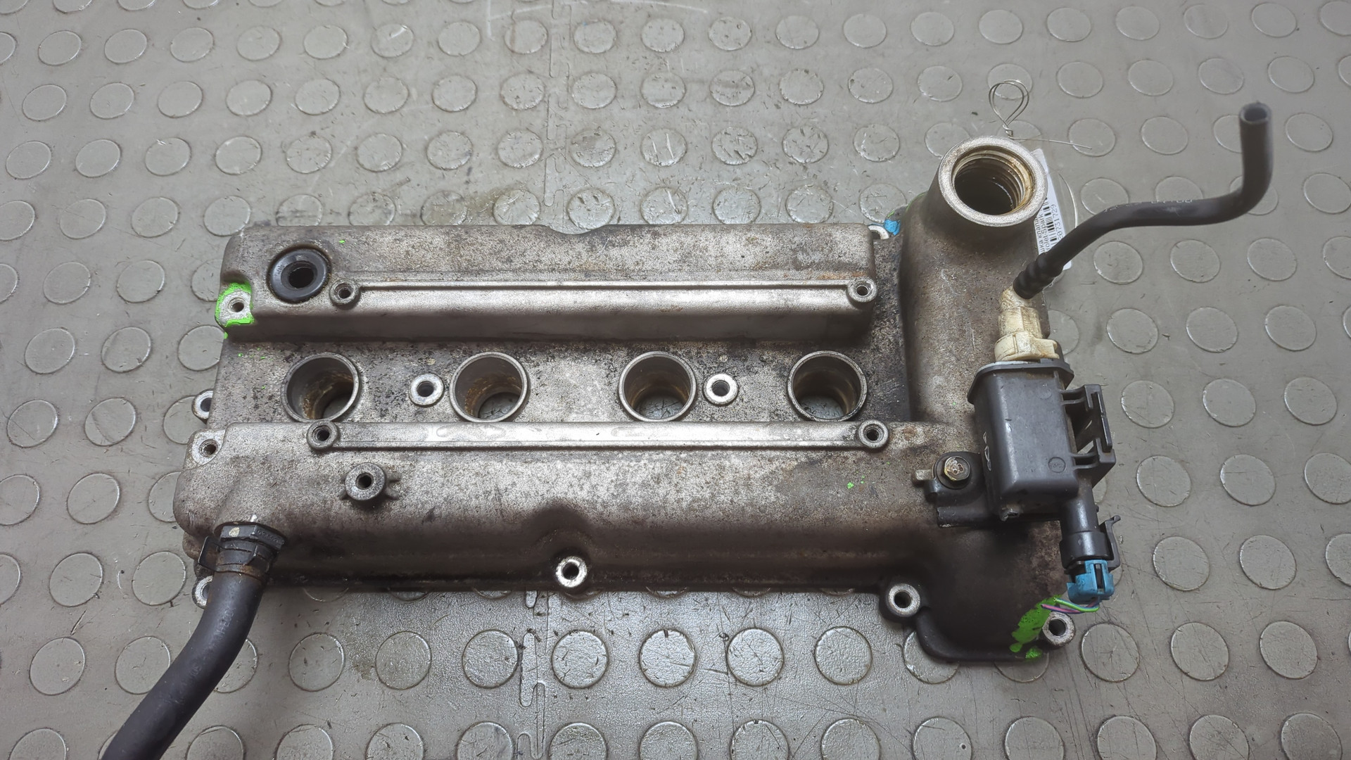 Крышка клапанная ГБЦ