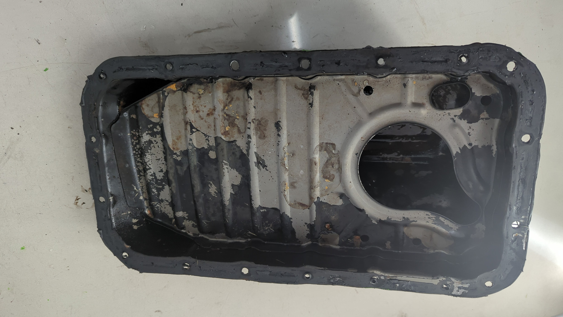 Поддон масляный двигателя (картер)
