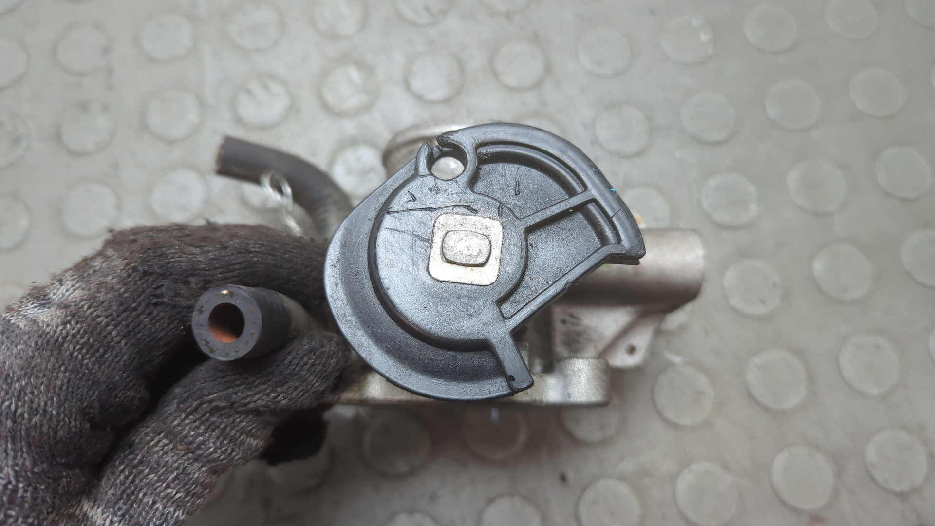 Заслонка дроссельная электрическая