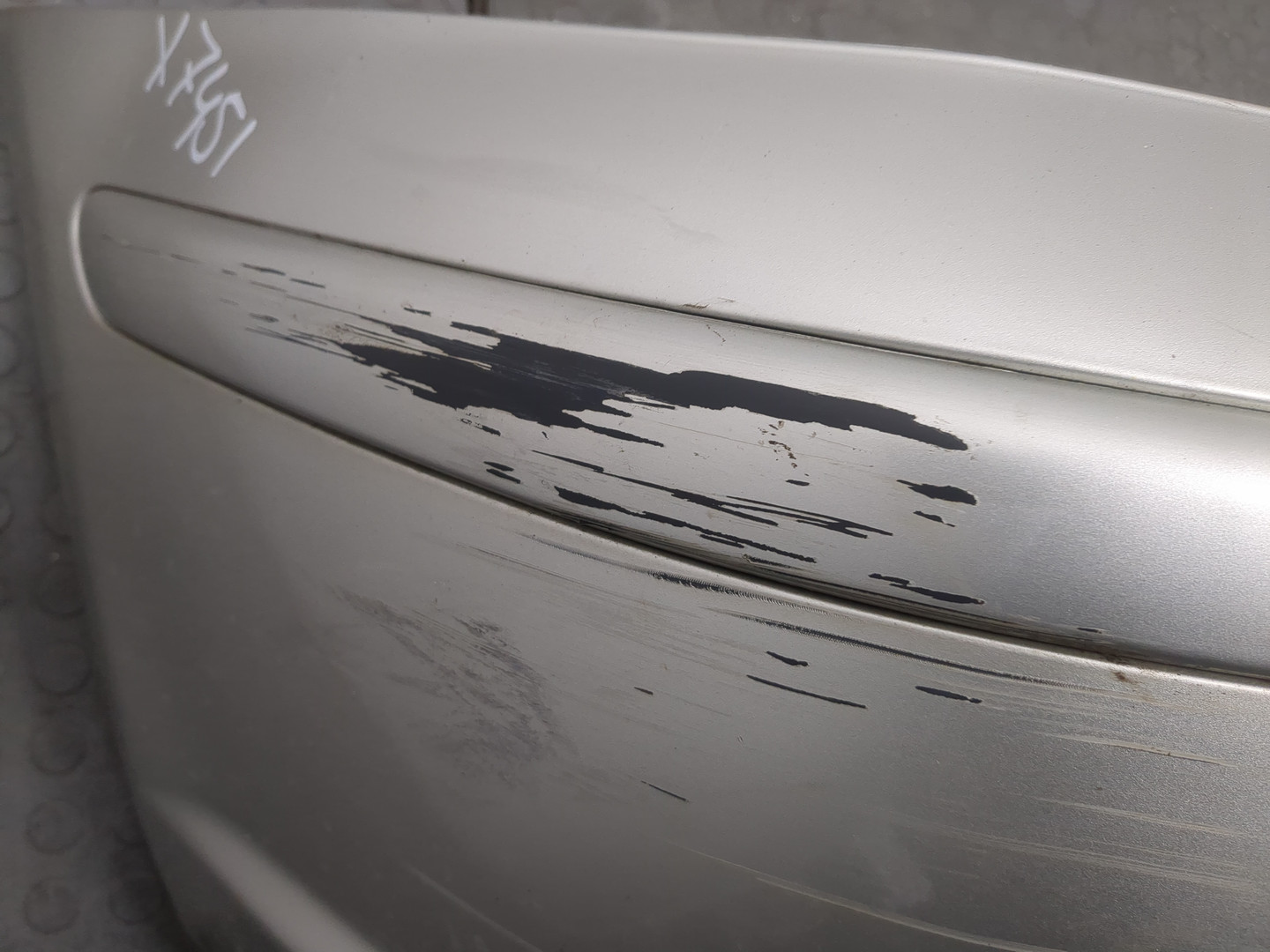 Бампер передний